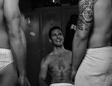 Estos bomberos franceses posan para un calendario benéfico 2016