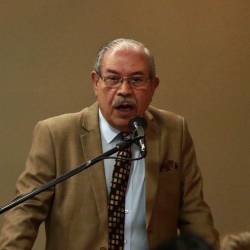 Expresidente de Aucas, Ramiro Montenegro, en rueda de prensa