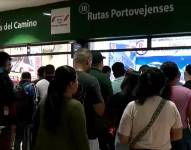 Aglomeración en las terminales terrestres por el feriado de finados.