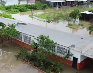 Los caudales de ocho ríos, en cinco provincias, aumentan por las fuertes lluvias