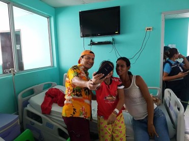 'Genaro' y 'Genésis' en agasajo de Hospital del Niño