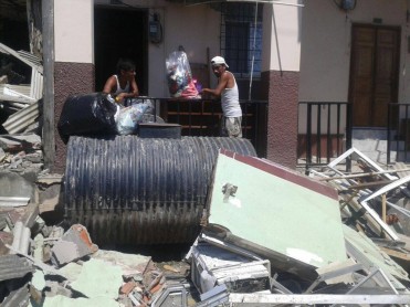 Viviendas en Bahía de Caráquez quedaron en escombros