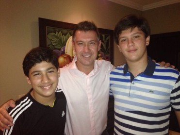 Conoce a los padres de Ecuavisa