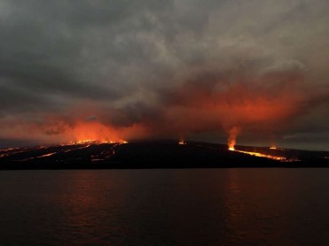 Volcán Sierra Negra en Galápagos reduce actividad pero continúa en erupción