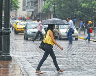 Las lluvias bajarán en Ecuador por la llegada del verano, según Inamhi