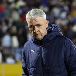 El entrenador de Liga de Quito, Tiago Nunes, en el partido ante Universidad Católica por la final de la Copa Ecuador