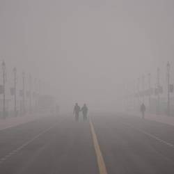 Nueva Delhi registra niveles críticos de contaminación en el aire.