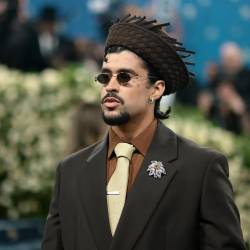 Bad Bunny durante la Met Gala 2025.
