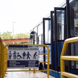 Imagen de archivo de un bus de la Metrovía.