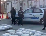 Imagen de la incautación de las toneladas de cocaína