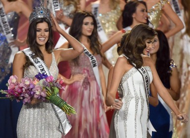 La colombiana Paulina Vega se corona como la actual Miss Universo