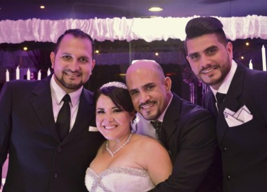 Famosos celebraron junto a Claudia Camposano su mágico día