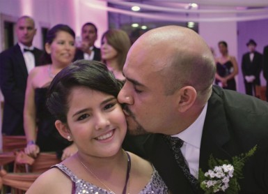 Famosos celebraron junto a Claudia Camposano su mágico día