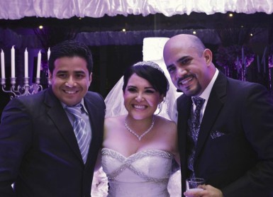 Famosos celebraron junto a Claudia Camposano su mágico día