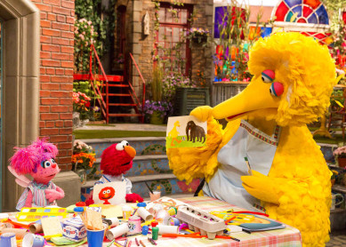 “Sesame Street” celebra 50 años de “bondad y humor”