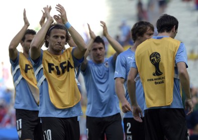 Primer tiempo del encuentro entre Uruguay y Costa Rica en el Mundial Brasil 2014