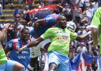 La victoria del Deportivo Quito se esfumó en el último minuto