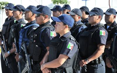 Siete policías y un civil mueren en tiroteos en el oeste de México