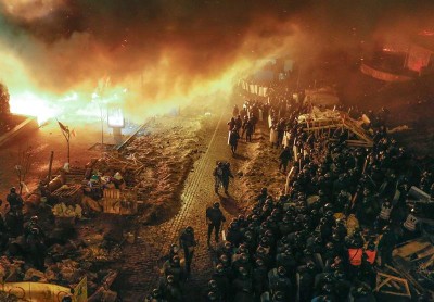 Ascienden a 13 los muertos por protestas en Ucrania