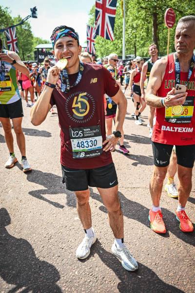 Juan David Ávila fue parte de un récord Guinness al correr en la maratón de Londres en abril de 2025.