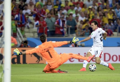 Costa Rica gana 3-1 a Uruguay