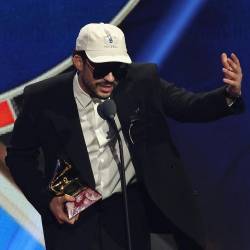 Bad Bunny ya se alzó con un Grammy.