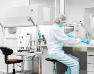 En Ecuador solo existía un laboratorio especializado en Quito, es decir que todas las muestras debían ser enviadas a la capital.