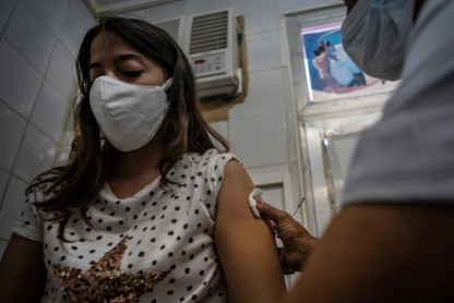 Vacuna cubana &quot;Abdala&quot; será administrada a 120.000 personas en la isla