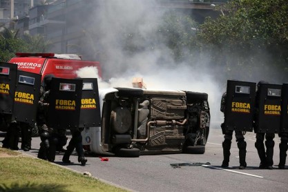 Brasil: Protestas contra la subasta petrolera