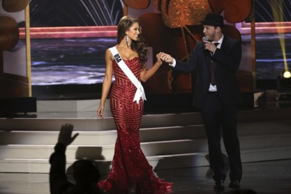 La colombiana Paulina Vega se corona como la actual Miss Universo