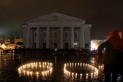 El mundo apaga sus luces por la hora del planeta