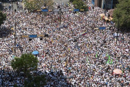 López se entrega a la Guardia Nacional Venezolana