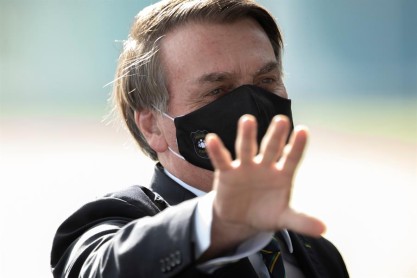 Bolsonaro deberá indemnizar a una reportera a la que ofendió con tono machista