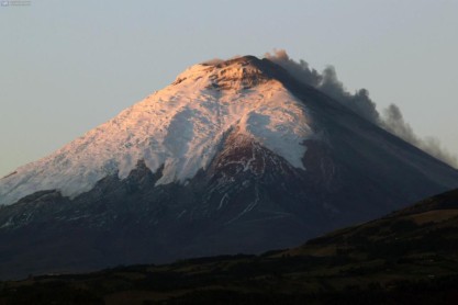 Volcán Cotopaxi amaneció con ligera actividad