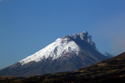 Volcán Cotopaxi amaneció con ligera actividad