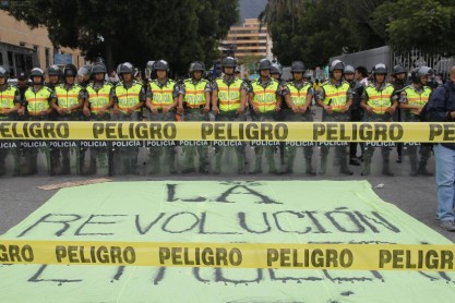 Marchas por el ITT en los exteriores de la Asamblea Nacional
