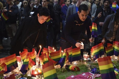 El mundo rinde homenaje a las víctimas de Orlando