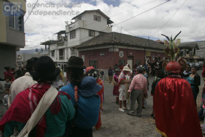 Alegre &#039;Diablada Pillareña&#039; da bienvenida a 2016