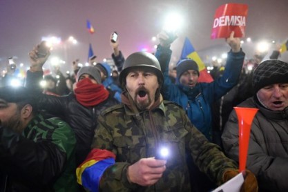 Gobierno rumano, bajo presión ante nuevas manifestaciones