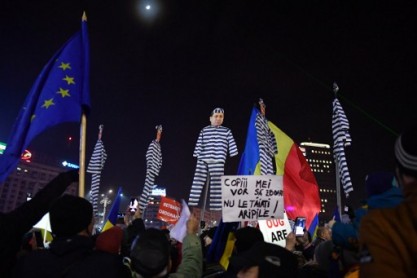 Gobierno rumano, bajo presión ante nuevas manifestaciones