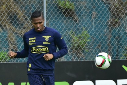 La selección de fútbol ya entrena en Colombia