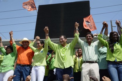 Elecciones en Ecuador: el oficialismo busca extender su poder local