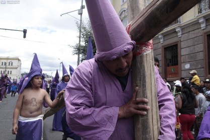 Así se vivió la procesión &quot;Jesús del Gran Poder&quot; en Quito