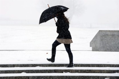 Nueva ola de frío congela EE.UU. y Canadá