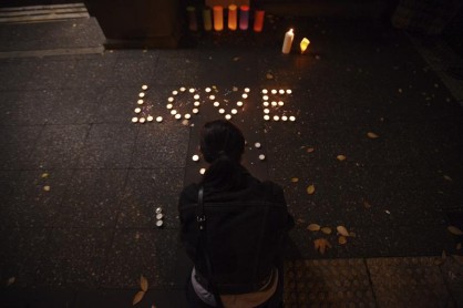 El mundo rinde homenaje a las víctimas de Orlando