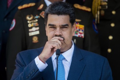 Facebook bloquea por un mes la cuenta de Maduro