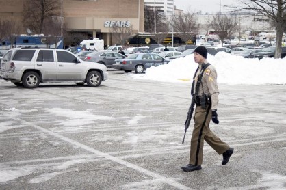 Joven de 19 años fue autor del tiroteo en centro comercial de EE.UU.