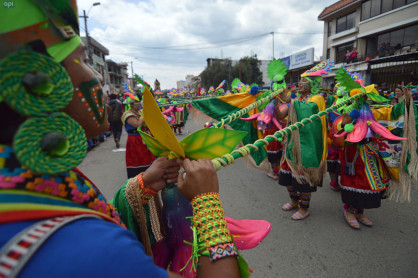Gualaceo danza al son del &#039;Taita Carnaval&#039;