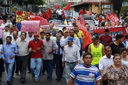 Así se dieron las marchas a favor y en contra del Gobierno en Quito y Guayaquil