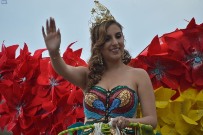 Gualaceo danza al son del &#039;Taita Carnaval&#039;